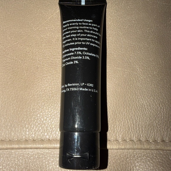 Revision Skincare Intellishade Original Tinted SPF - Picture 4 of 8